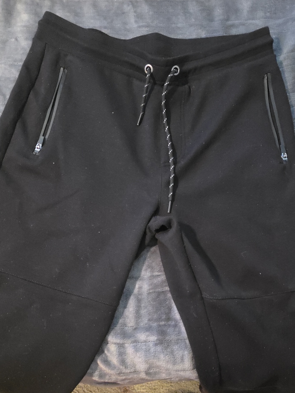 Aeropostale Men's Black Jogger Sweatpants with Zipper Pockets